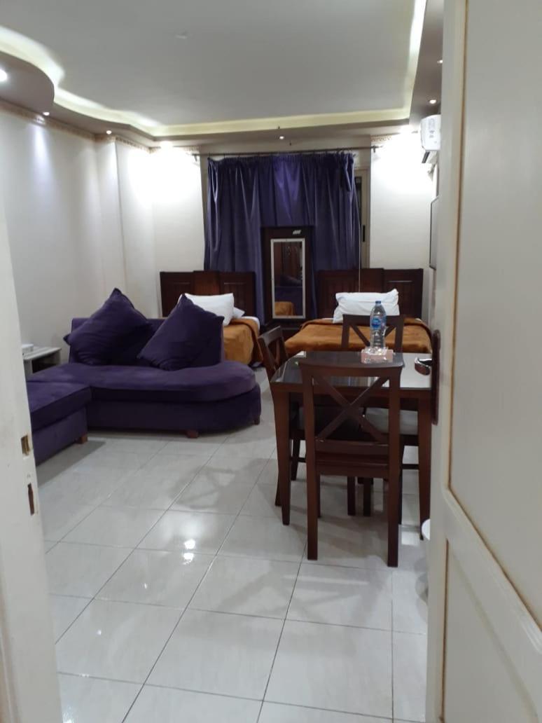 Saraya Awad Hegazi Street- Families Only Apartment *