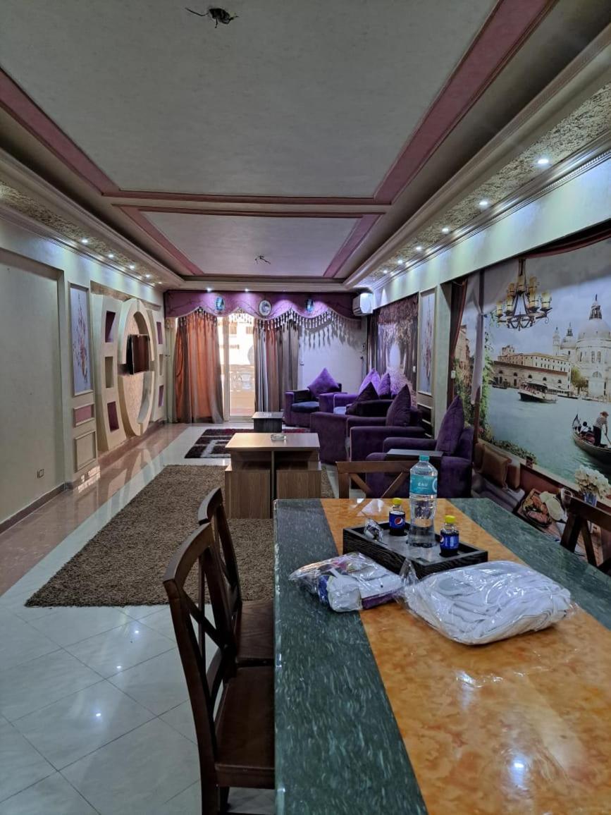 Apartment Saraya Awad Hegazi Street- Families Only *